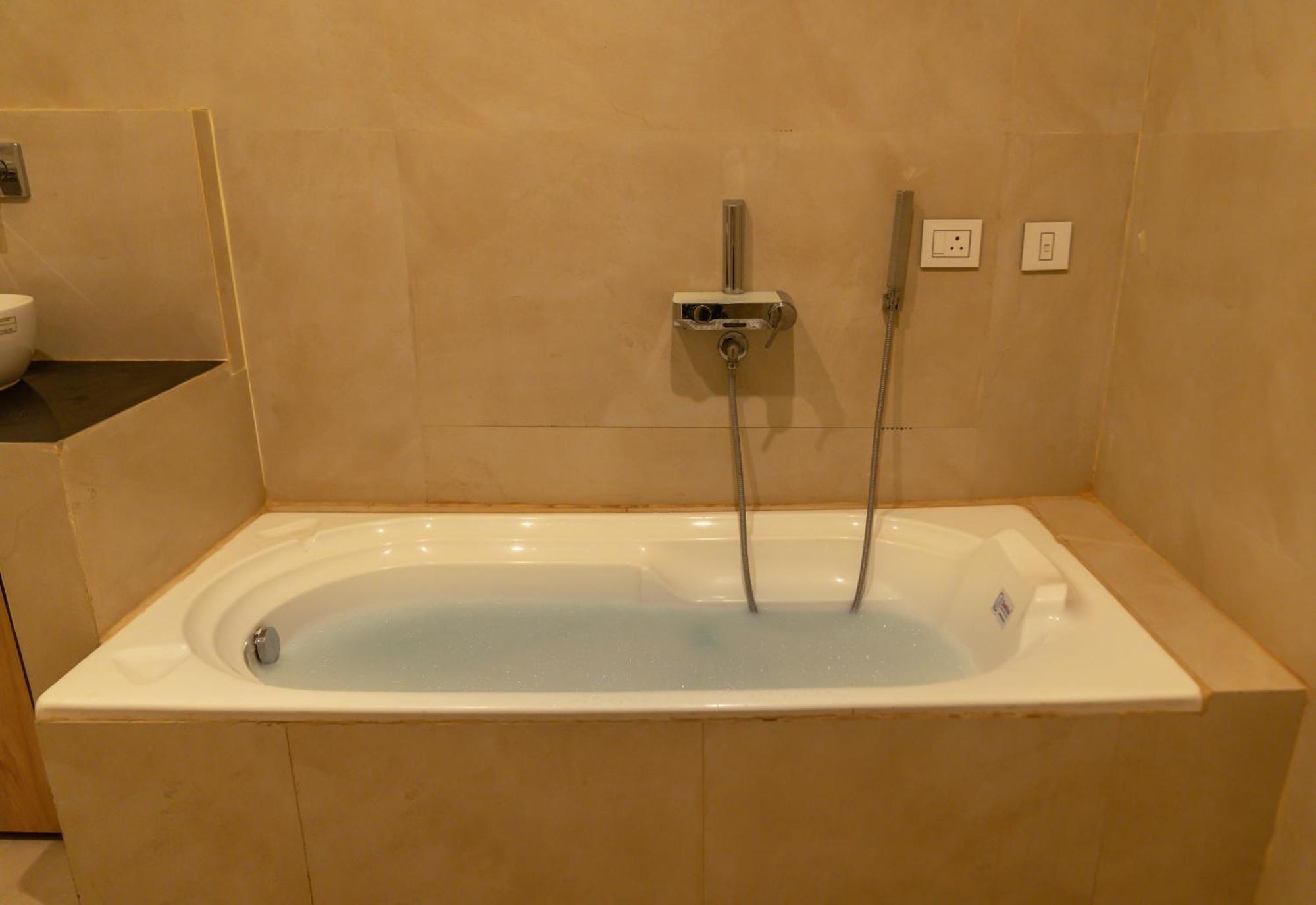 The Lavish Stay Varanasi Exterior foto