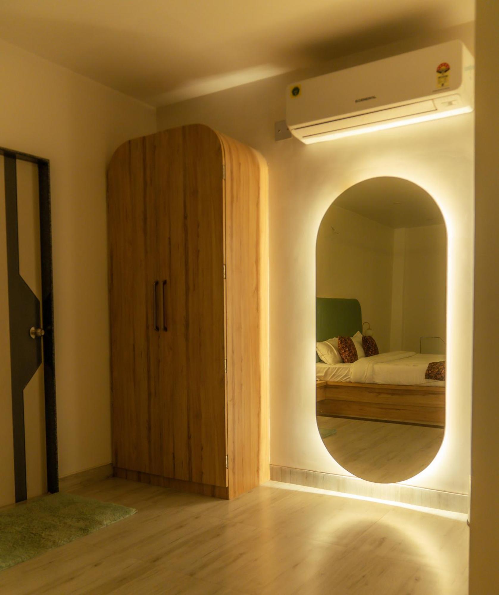 The Lavish Stay Varanasi Exterior foto